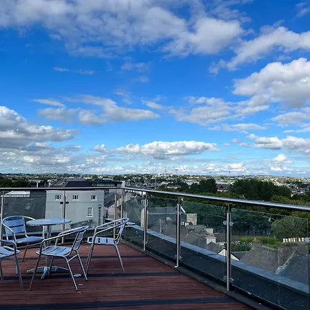 The Western Citypoint Apartmán *