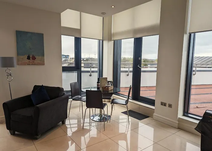 The Western Citypoint Апартаменты Голуэй