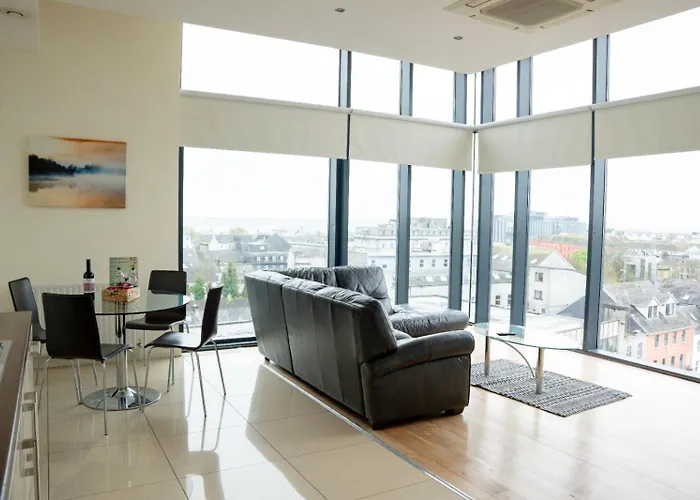 The Western Citypoint Апартаменты